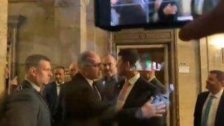 От "Възраждане" налетели на ''Величие'' пред стаята на МЕЧ